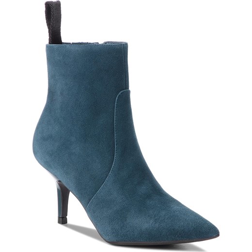 Botki Guess z zamszu eleganckie gładkie