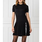 Czarna sukienka Love Moschino z krótkim rękawem z napisami z okrągłym dekoltem
