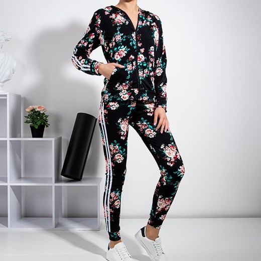 Wzorzysty damski komplet sportowy - Odzież Royalfashion.pl XL/XXL - 43 royalfashion.pl