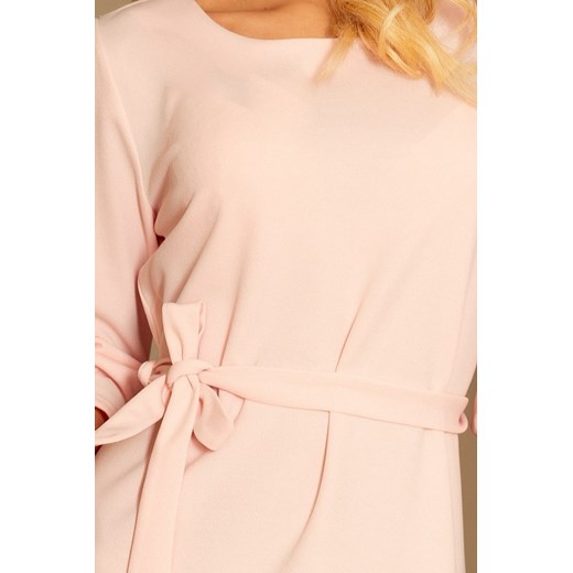 193-2 MAYA Sukienka z falbankami i paskiem - PASTELOWY RÓŻ Numoco L MyButik.pl