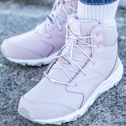 Buty zimowe dziecięce New Balance sznurowane