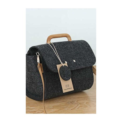 Czarny kuferek Felt Label