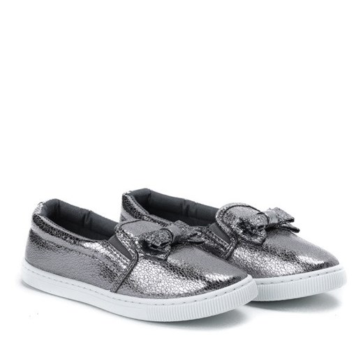 Dziecięce tenisówki slip-on w kolorze srebrnym Medin - Obuwie