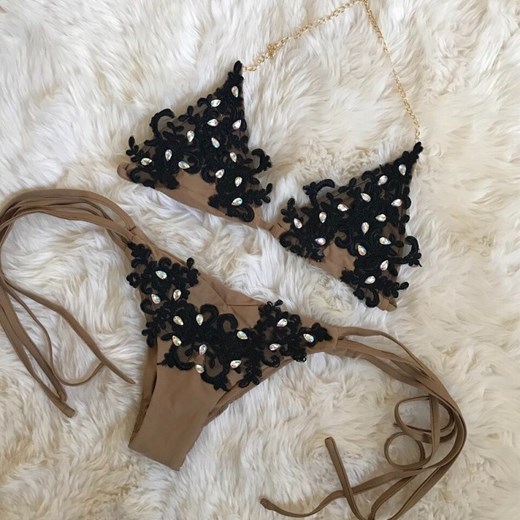 Czarne koronkowe bikini zdobione kryształami AB L Billion Ladies