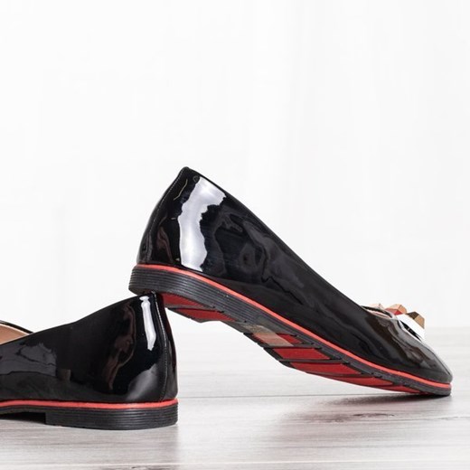 Balerinki Royalfashion.pl czarne casual bez wzorów na wiosnę