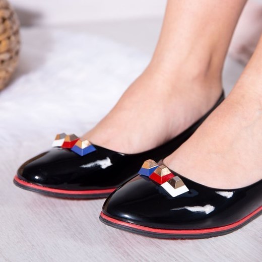 Balerinki Royalfashion.pl bez zapięcia czarne casual bez wzorów na wiosnę na płaskiej podeszwie
