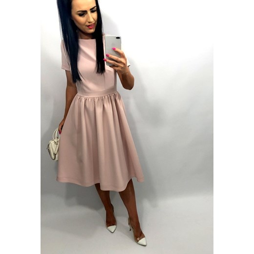 Sukienka elegancka midi na urodziny