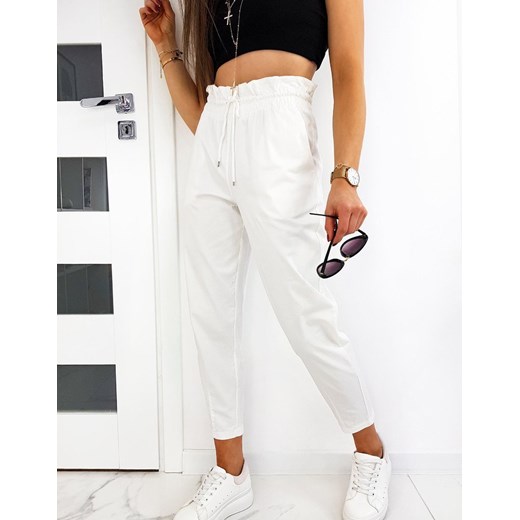 Spodnie damskie Mom Fit LEO białe UY0511 Dstreet S DSTREET.PL