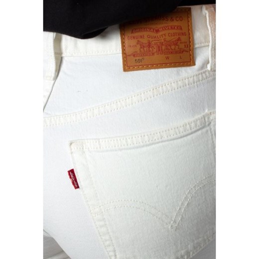 Levi`s Spodenki Kobieta - WH7-501_HIGH_RISE_SHORT_8 - Biały W26 Italian Collection Worldwide