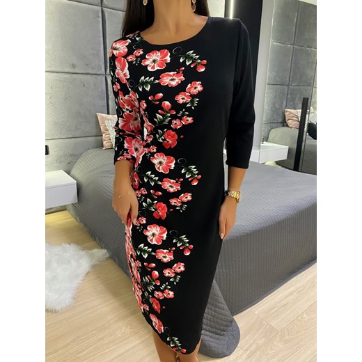 Czarna Sukienka w Różowe Kwiaty 4848-405 Modnakiecka.pl 48 ModnaKiecka.pl