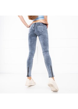 Jeansy damskie Royalfashion.pl casual