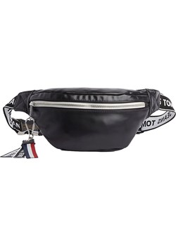 Nerka Tommy Hilfiger ze skóry ekologicznej