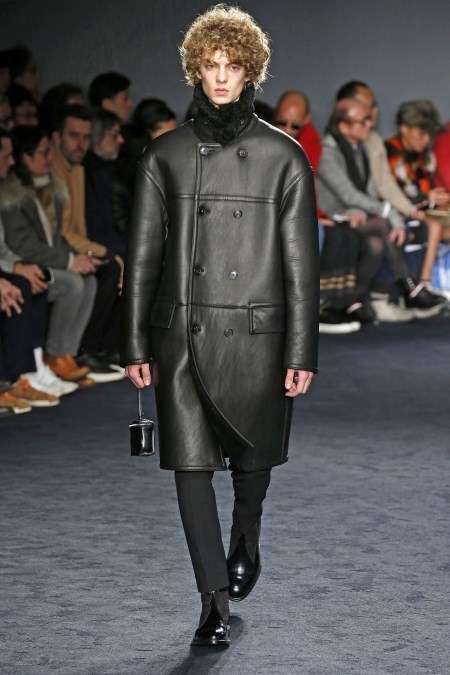 Skórzana kurtka męska w jesienno-zimowej kolekcji Jil Sander.
