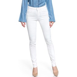 Jeansy damskie białe Wrangler  - zdjęcie produktu