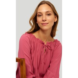 Bluzka damska Greenpoint różowa z okrągłym dekoltem z długim rękawem  - zdjęcie produktu