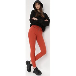 Czerwone spodnie damskie Born2be  - zdjęcie produktu