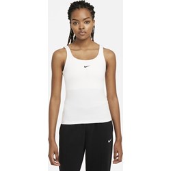 Bluzka damska Nike klasyczna  - zdjęcie produktu