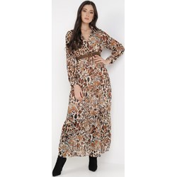 Sukienka Born2be maxi wielokolorowa z długimi rękawami z dekoltem w serek z paskiem  - zdjęcie produktu