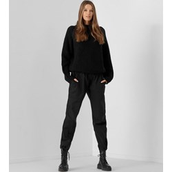 Sweter damski czarny casual  - zdjęcie produktu