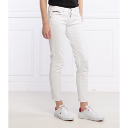 Spodnie damskie Tommy Jeans - Gomez Fashion Store - zdjęcie produktu