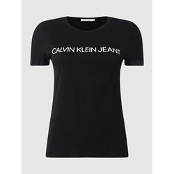 Bluzka damska Calvin Klein bawełniana młodzieżowa z krótkimi rękawami z napisami z okrągłym dekoltem  - zdjęcie produktu