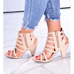 Sandały damskie eleganckie z klamrą na obcasie na średnim  - zdjęcie produktu