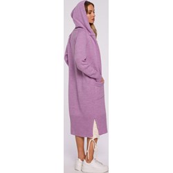 Sweter damski Moe różowy z dekoltem w literę v  - zdjęcie produktu