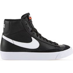 Trampki damskie Nike sznurowane  - zdjęcie produktu