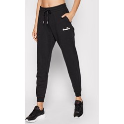 Spodnie męskie Diadora dresowe  - zdjęcie produktu