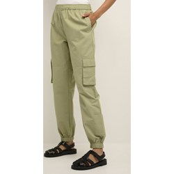 Spodnie damskie zielone Karen By Simonsen  - zdjęcie produktu