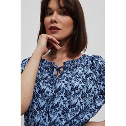 Sukienka Moodo.pl z dekoltem w łódkę  - zdjęcie produktu