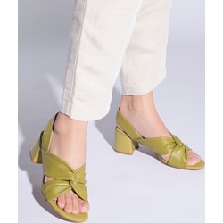 Zielone sandały damskie WITTCHEN na słupku z niskim obcasem ze skóry  - zdjęcie produktu