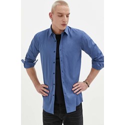 Koszula męska Hugo Boss z klasycznym kołnierzykiem z długim rękawem  - zdjęcie produktu