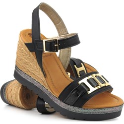 Espadryle damskie Inblu z tworzywa sztucznego z klamrą na obcasie  - zdjęcie produktu