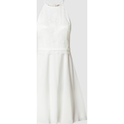 Sukienka V.m. biała z satyny bez rękawów na sylwestra rozkloszowana mini elegancka  - zdjęcie produktu