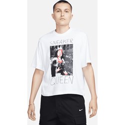 Bluzka damska Nike bawełniana z okrągłym dekoltem wiosenna  - zdjęcie produktu