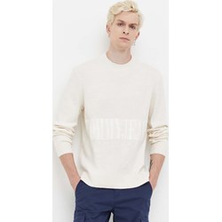 Sweter męski beżowy Tommy Jeans casual  - zdjęcie produktu