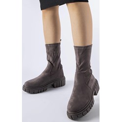 Botki brązowe Gemre bez zapięcia casual płaskie  - zdjęcie produktu