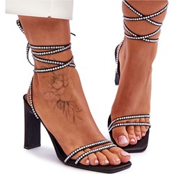 Sandały damskie na lato eleganckie na słupku  - zdjęcie produktu