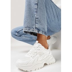 Born2be buty sportowe damskie sneakersy białe na płaskiej podeszwie sznurowane  - zdjęcie produktu