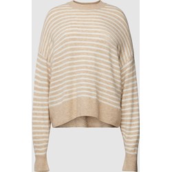 Sweter damski Esprit z wełny  - zdjęcie produktu