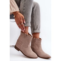 Botki Zazoo na obcasie zamszowe bez zapięcia casual  - zdjęcie produktu