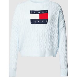 Sweter damski Tommy Jeans z napisami z okrągłym dekoltem  - zdjęcie produktu