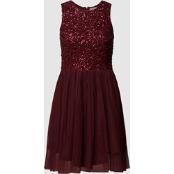 Sukienka Lace & Beads z koronką na sylwestra rozkloszowana bez rękawów  - zdjęcie produktu