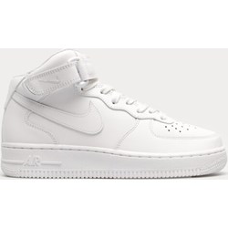 Buty sportowe damskie Nike air force białe na płaskiej podeszwie sznurowane  - zdjęcie produktu