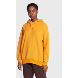 Bluza damska żółta Nike na jesień długa  - zdjęcie produktu
