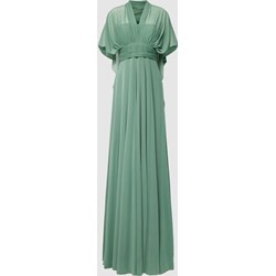 Sukienka Troyden Collection elegancka zielona maxi z dekoltem w serek  - zdjęcie produktu