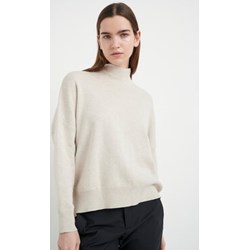 Sweter damski Inwear beżowy z golfem  - zdjęcie produktu