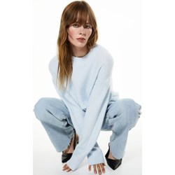Sweter damski H & M z okrągłym dekoltem  - zdjęcie produktu