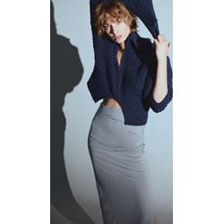 Sweter damski H & M z dekoltem v  - zdjęcie produktu